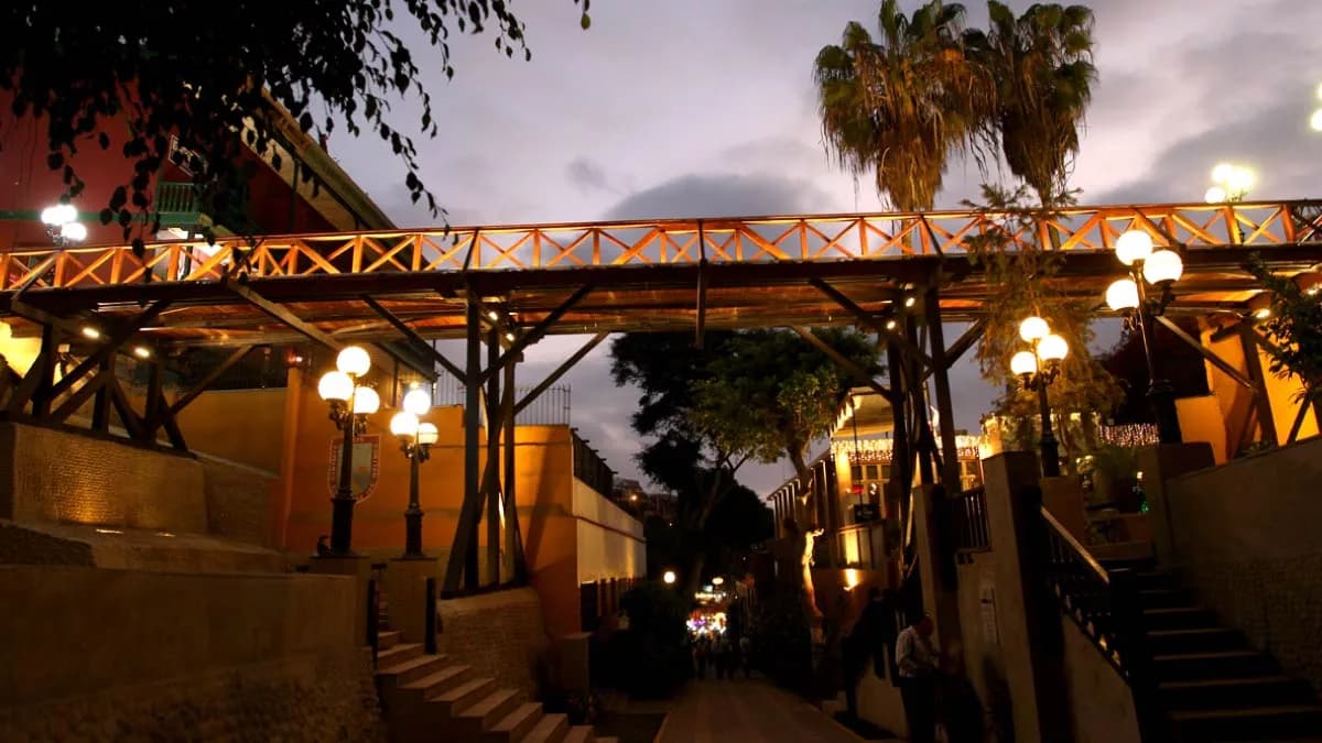 Tour Barranco: Walking Tour por el Barrio Bohemio de Lima