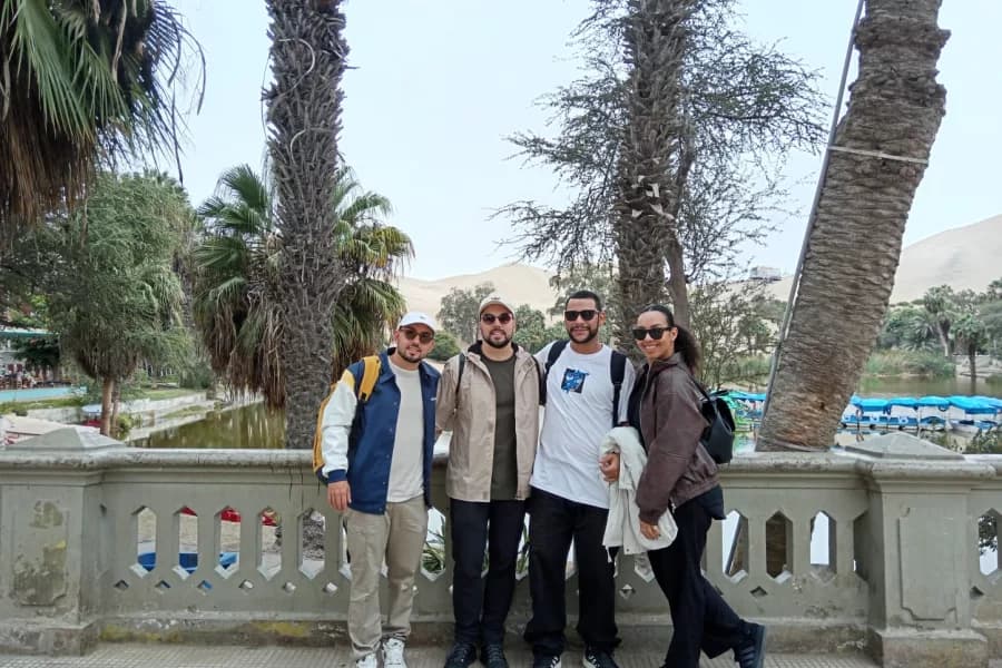 Fotos en Huacachina en grupo