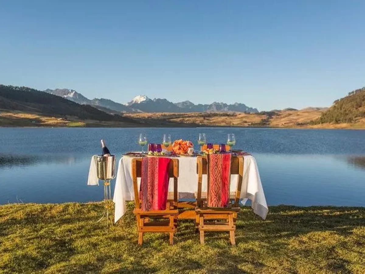 Picnic en Maras con Almuerzo con Vista a las Montañas