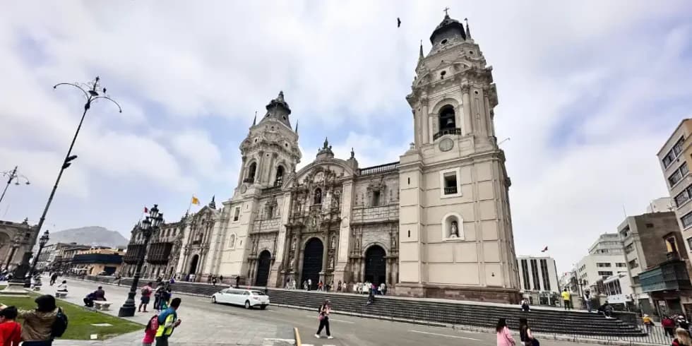 Explorando los Encantos de Lima: Una Aventura Urbana Inolvidable