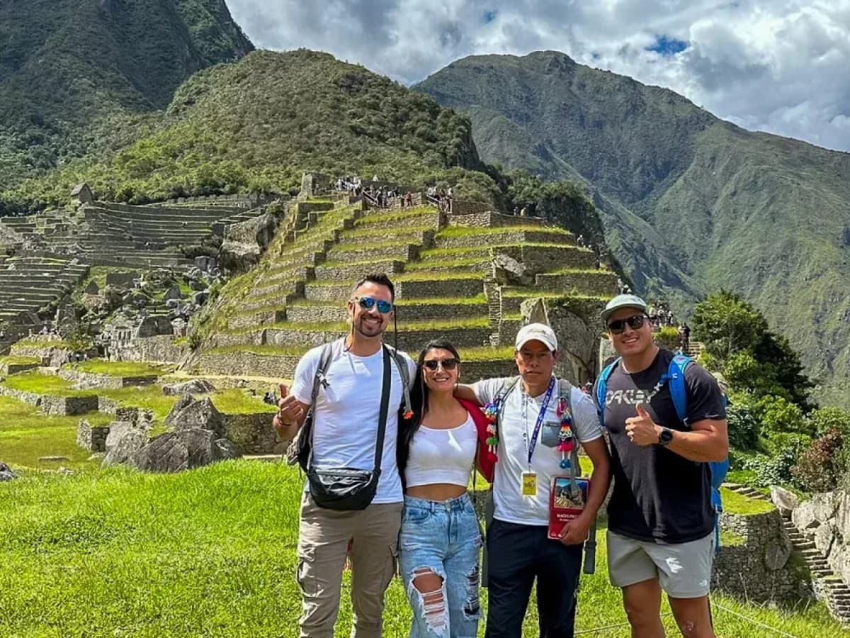 machu-picchu-en-tren-turistico-observatorio-expedition