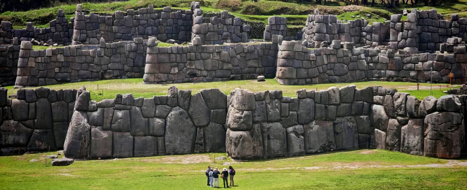 tours cusco por Sacsayhuamán