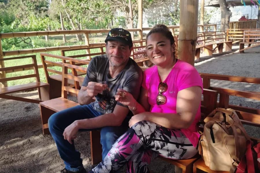 Cata de vinos en los viñedos de Ica